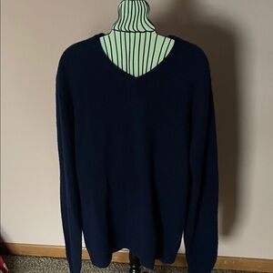 Cashmere blend men’s sweater